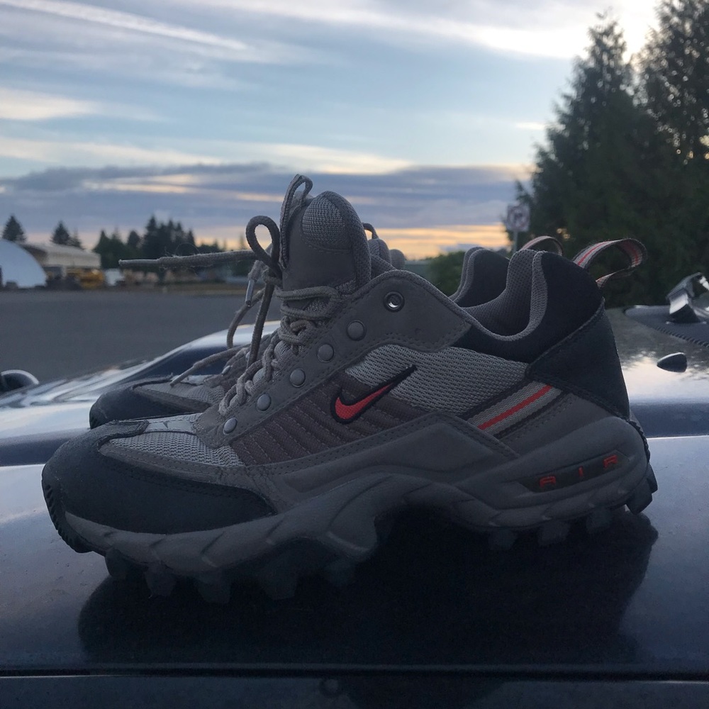 Vintage Nike acg boots